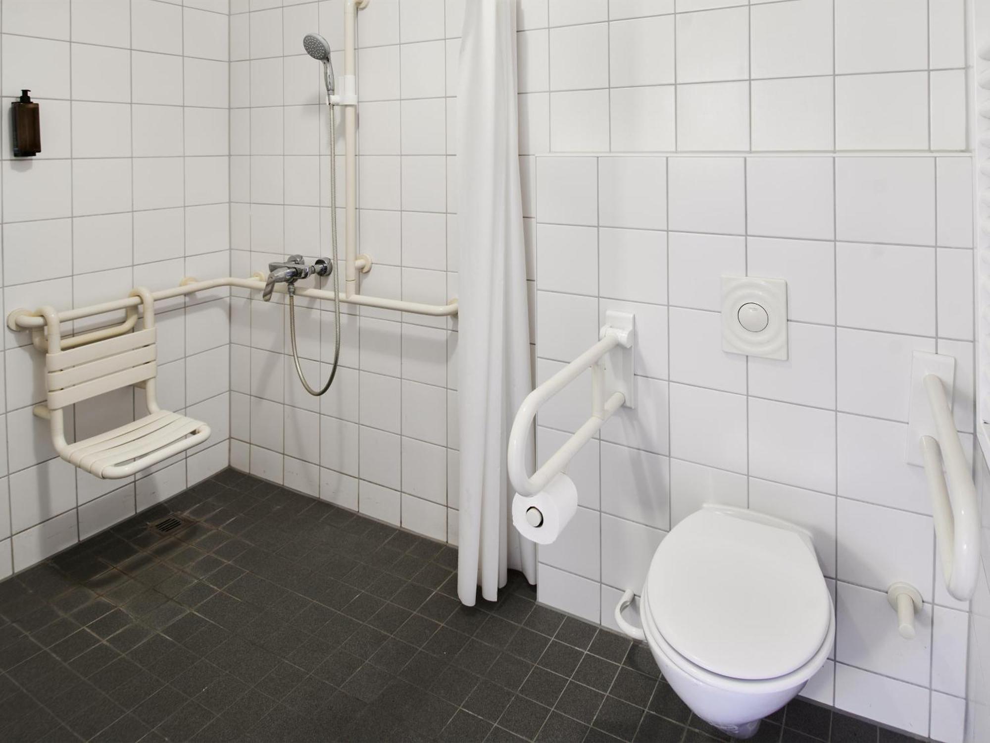 B&B Hotel Hannover-Laatzen Exterior photo
